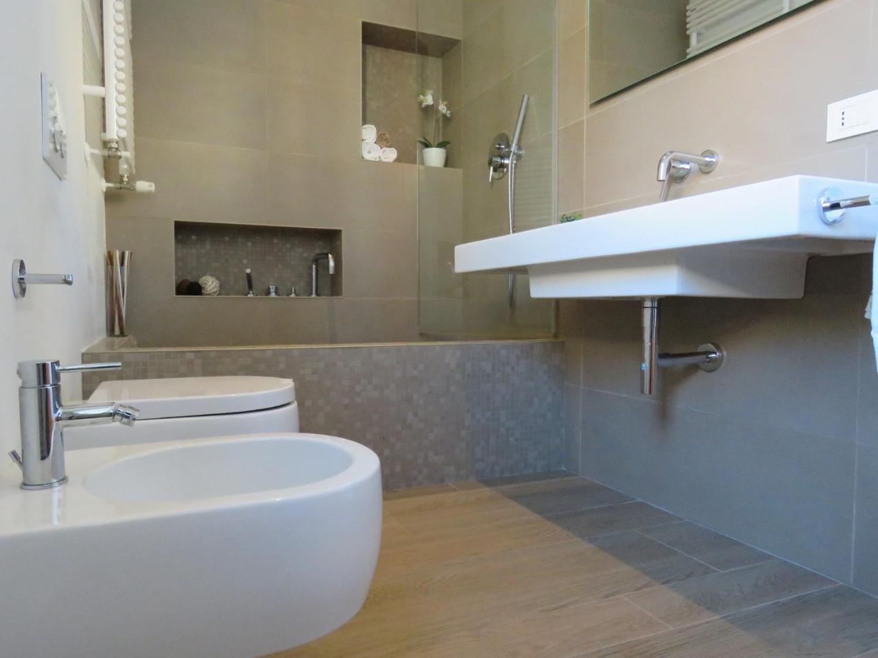 Santa Croce Apartments Болонья Экстерьер фото